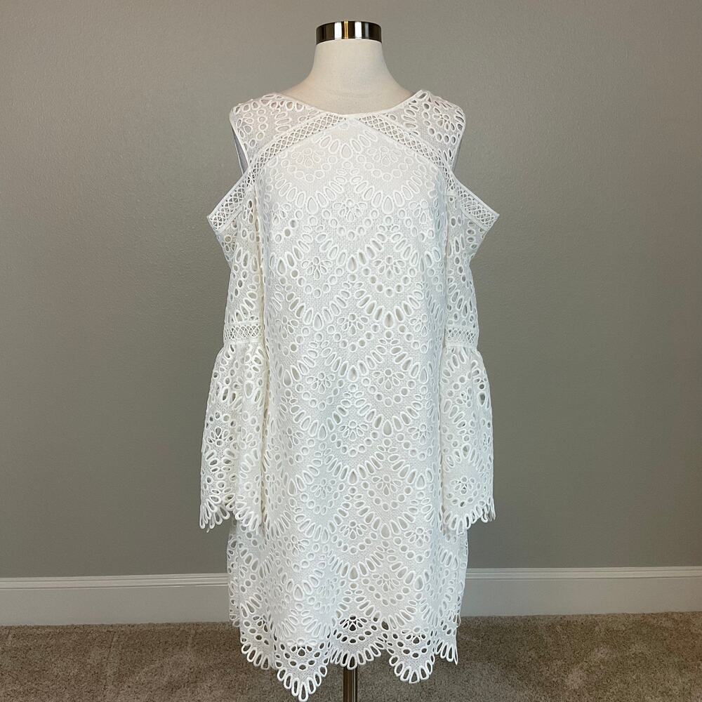 Laundry White Cocktail Dress Eyelet Lace Cut Out Long Sleeve Mini Shift Size 10 - Picture 5 of 9